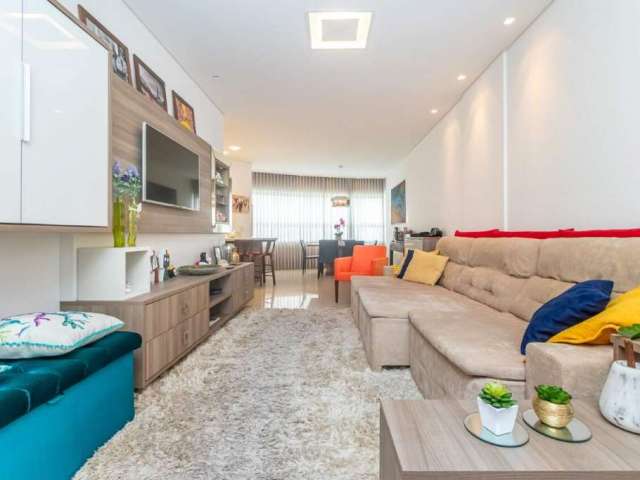Apartamento à venda na 2ª Quadra de Balneário Camboriú com 3 quartos