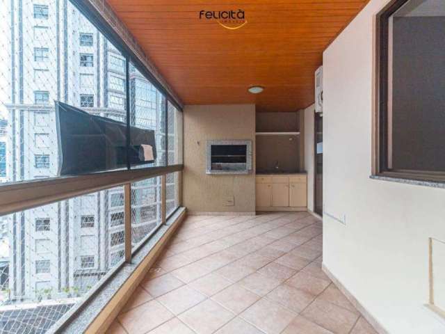 Apartamento à venda na Quadra Mar de Balneário Camboriú com 3 quartos