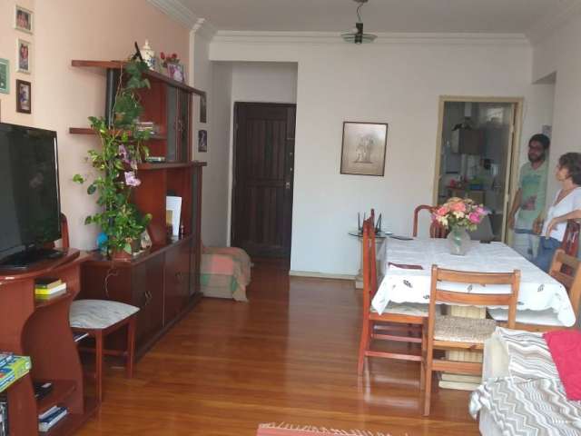 Apartamento 3 Quartos c/Dep. Av. Manoel Dias da Silva- Pituba