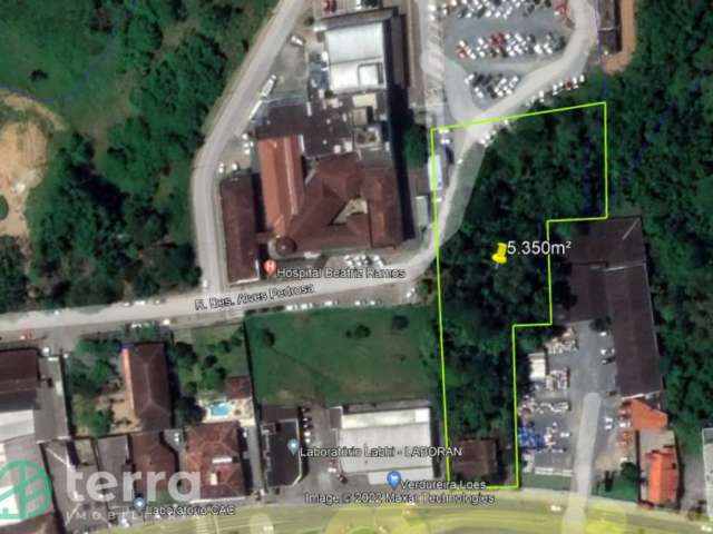 Terreno comercial à venda no Centro, Indaial  por R$ 3.000.000