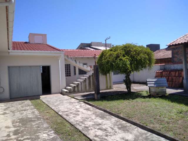 Ótima localização – Casa com 3 dormitórios – Recife – Tubarão