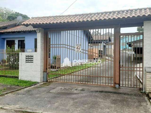 Casa com 2 dormitórios à venda, 48 m² por R$ 300.000,00 - Passos dos Ferreiros - Gravataí/RS