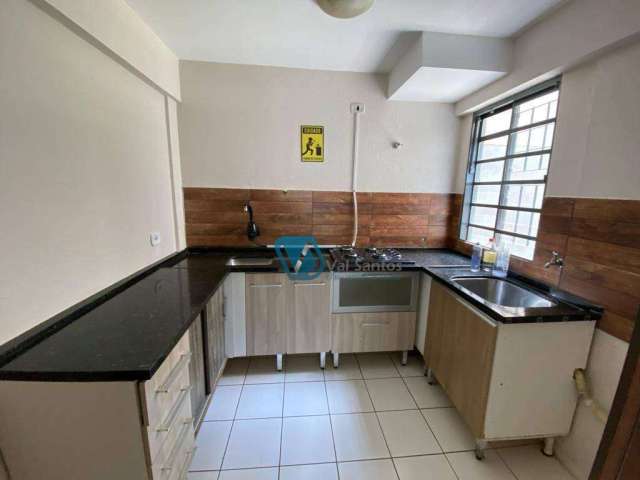 Apartamento com 2 dormitórios para alugar, 47 m² por R$ 900,00/mês - Jardim Aeroporto - Arapongas/PR