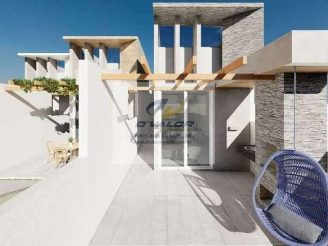Vendo Casa com 65m², 2 quartos s/ 1 suíte, piscina, churrasqueira, solarium e 1 vaga