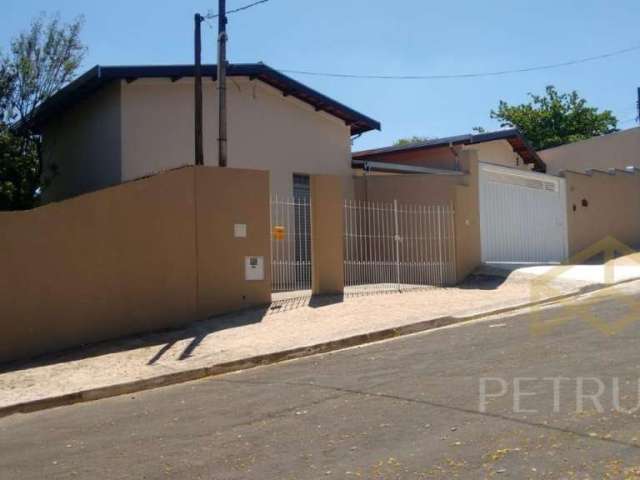 Casa com 4 quartos à venda na Rua Izabel Pantaleão Silveira, 001, Parque São Quirino, Campinas, 248 m2 por R$ 800.000
