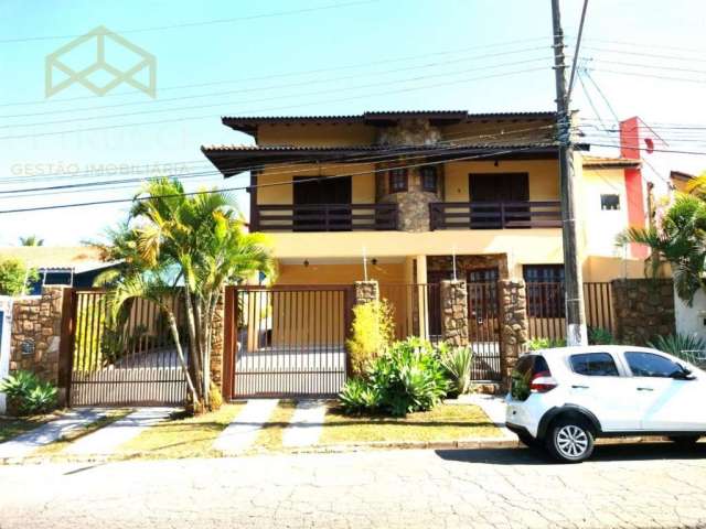 Casa com 4 quartos à venda na Rua Doutor Fernando Leite Ferraz, 830, Parque Terranova, Valinhos, 388 m2 por R$ 1.480.000