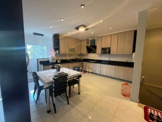 Casa com 6 quartos à venda na Rua Redento Natali, 266, Parque Via Norte, Campinas, 347 m2 por R$ 650.000