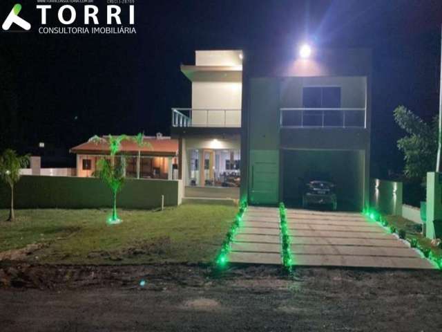 Magnifica Casa à venda no Condomínio Ninho Verde I em, Porangaba /SP