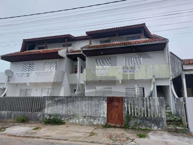 Duplex no Balneário Caravelas, 200 m do mar