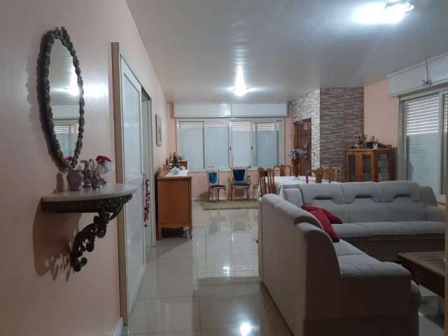 Casa com 2 quartos à venda na Rua Tiradentes, 605, Centro, Sapiranga por R$ 458.000