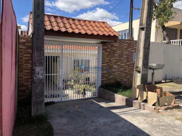 Casa com 2 quartos à venda na Rua Epaminondas Santos, 2019, Bairro Alto, Curitiba por R$ 300.000