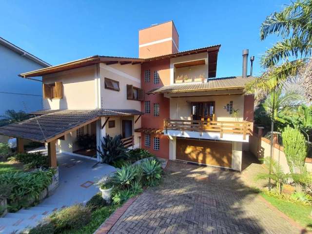 Casa com 2 quartos à venda na Rua Sudão, 260, Petrópolis, Novo Hamburgo por R$ 1.250.000