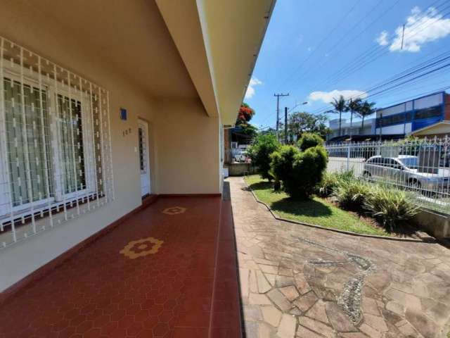 Casa com 4 quartos à venda na Rua Tupi, 169, Rio Branco, Novo Hamburgo por R$ 590.000