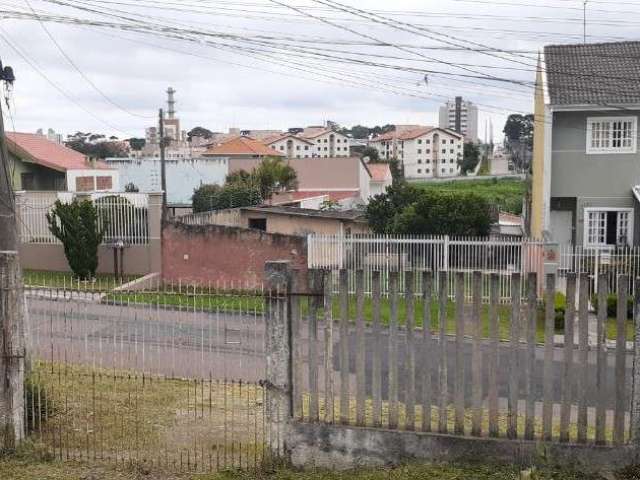 Estuda permuta, terreno a venda 480 m² no Novo Mundo em Curitiba PR