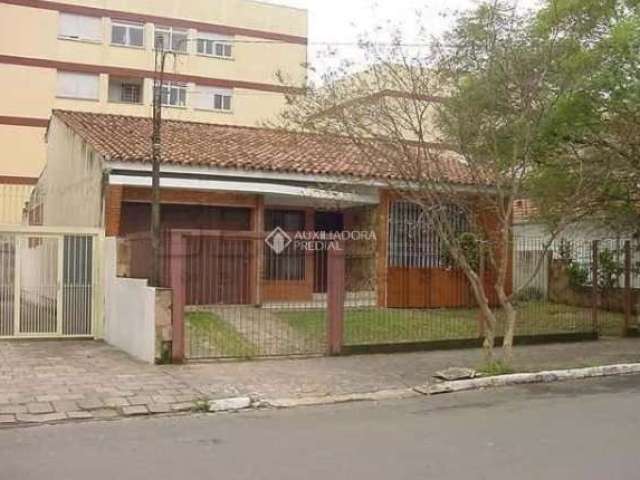 Casa com 1 quarto à venda na Rua Alberto Torres, 65, Centro, Canoas, 150 m2 por R$ 855.000