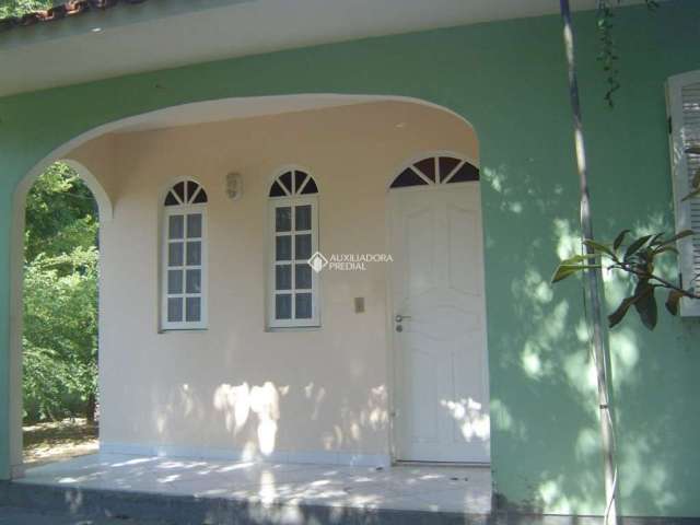 Casa com 4 quartos à venda na Servidão João Sinfronio Pereira, 72, Rio Tavares, Florianópolis, 172 m2 por R$ 1.050.000
