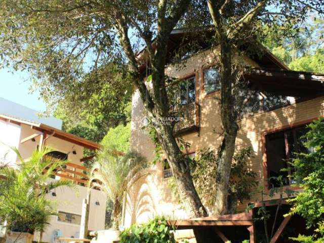 Casa com 2 quartos à venda na Servidão Aparício Sinfronio Pereira, 204, Rio Tavares, Florianópolis, 90 m2 por R$ 1.300.000
