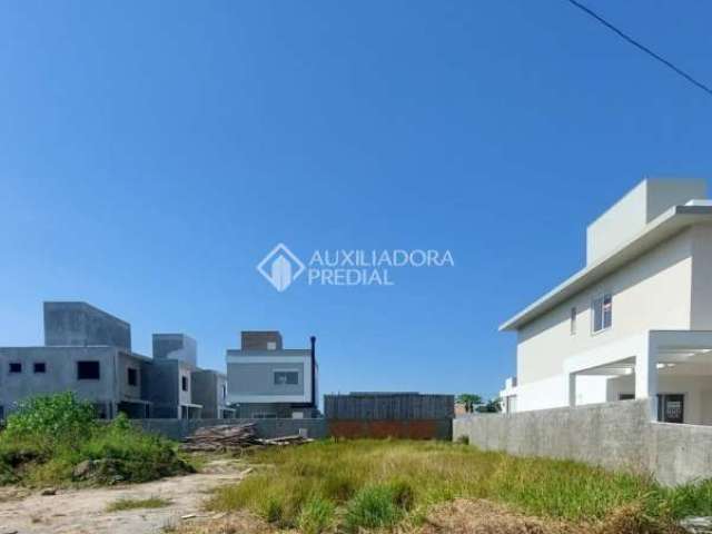 Terreno à venda na Rua Jabuticabeira do Sul, 1, Ribeirão da Ilha, Florianópolis, 450 m2 por R$ 790.000