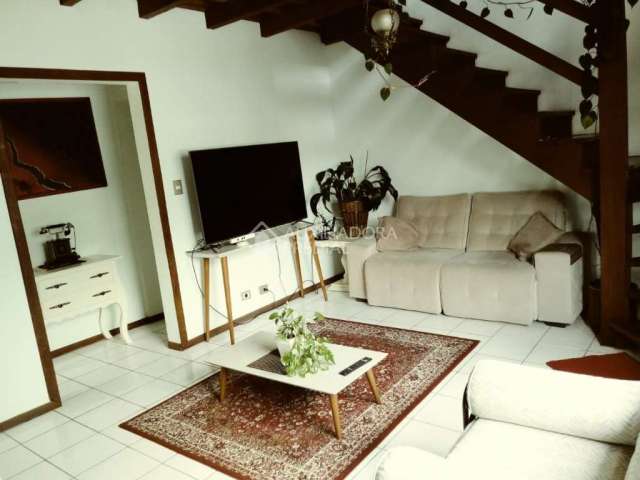 Casa com 3 quartos à venda na Avenida Deputado Diomício Freitas, 333, Carianos, Florianópolis, 120 m2 por R$ 650.000
