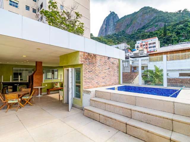 Casa de Vila Residencial  com 4 quartos para vender com 595 m²  no  Humaitá