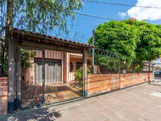 Casa com 3 dormitórios para alugar, 142 m² por R$ 5.150,01/mês - Cristal - Porto Alegre/RS