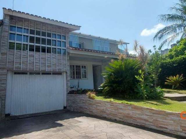 Casa com 6 dormitórios para alugar, 325 m² por R$ 8.295,00/mês - Ipanema - Porto Alegre/RS