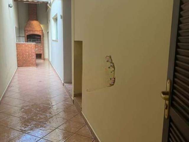 Casa com 3 quartos à venda na Rua Irineu Ferreira da Silva, 616, Rudge Ramos, São Bernardo do Campo por R$ 660.000