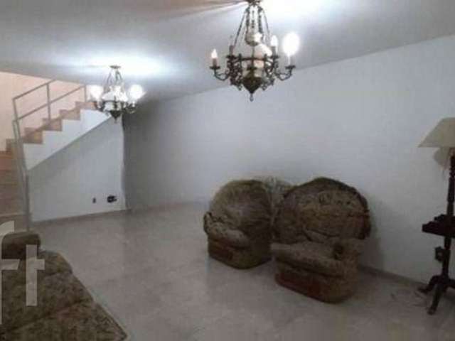 Casa com 3 quartos à venda na Rua Tremembé, 616, Rudge Ramos, São Bernardo do Campo por R$ 699.000