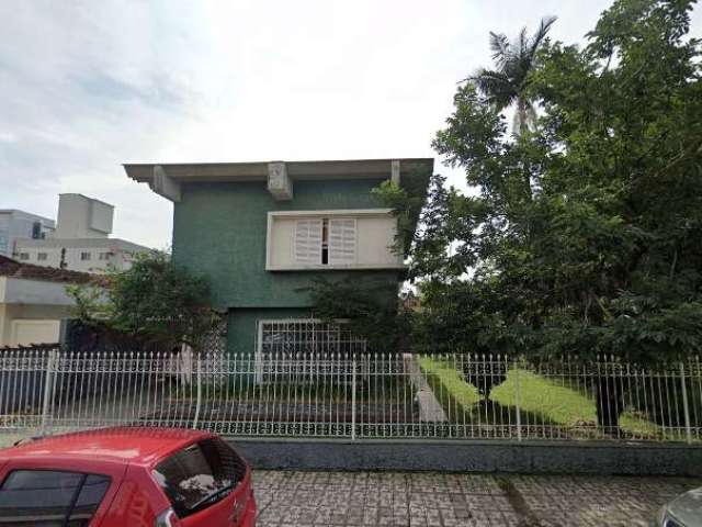 Casa comercial à venda na Rua Emílio Artmann, 104, América, Joinville por R$ 2.350.000