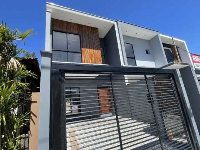 Casa com 3 quartos à venda na Rua dos Capuchinhos, 256, Saguaçu, Joinville por R$ 850.000