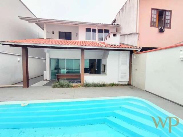 Casa comercial à venda na Rua Coronel Procópio Gomes, 558, Bucarein, Joinville por R$ 980.000