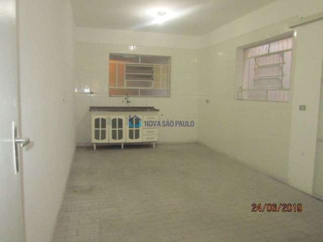 Casa com 3 quartos para alugar na Rua Tiradentes, --, Centro, Diadema, 120 m2 por R$ 3.000