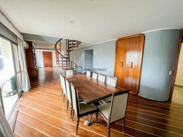 Apartamento Duplex a venda Moema. 340m², 4 quartos, 4 suítes, 3 vagas. Ótimo padrão de acabamento