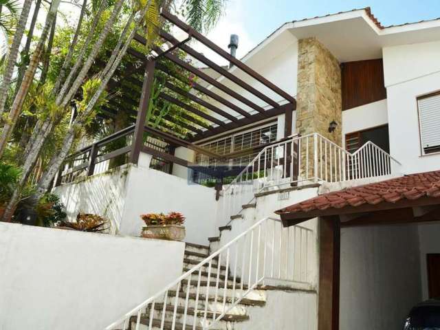 Casa 4 dormitórios à venda no Bairro Chácara das Pedras com 223 m² de área privativa - 3 vagas de garagem