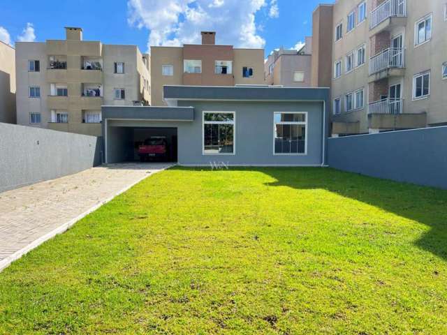Casa com amplo espaco de terreno a venda no bairro Afonso Pena em Sao Jose dos Pinhais