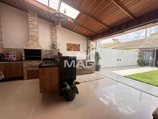 Casa com 3 quartos à venda na Marcelo Chiquiti, 90, São Gabriel, Colombo por R$ 397.000