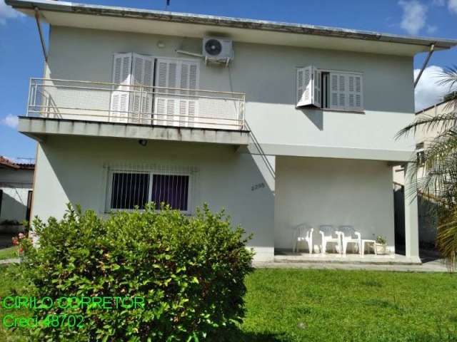 Casa com 3 quartos à venda na Rua Capitão Cruz, 2208, Centro, Montenegro, 250 m2 por R$ 2.120.000