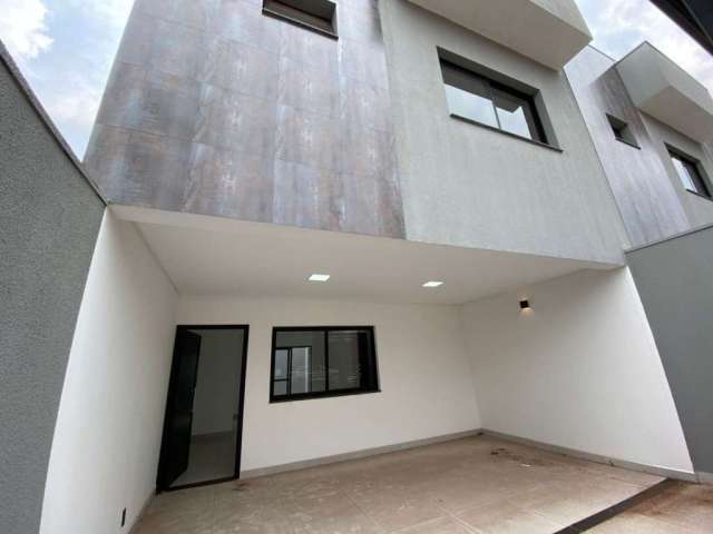 Sobrado com 3 dormitórios à venda, 105 m² por R$ 550.000,00 - Coqueiral - Cascavel/PR