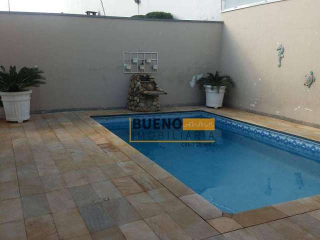 Ótima casa com 3 dormitórios, piscina aquecida e área gourmet à venda por R$ 850.000 - Residencial Furlan - Santa Bárbara D'Oeste/SP