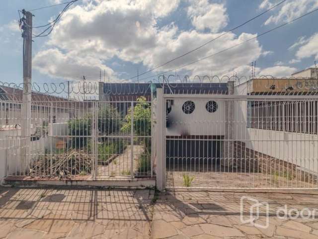 Casa com 3 quartos à venda na Rua Doutor Murtinho, 316, Bom Jesus, Porto Alegre, 259 m2 por R$ 695.000