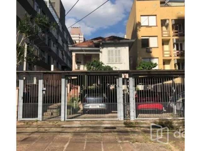 Terreno à venda na Avenida Coronel Lucas de Oliveira, 2630, Petrópolis, Porto Alegre, 561 m2 por R$ 1.950.000