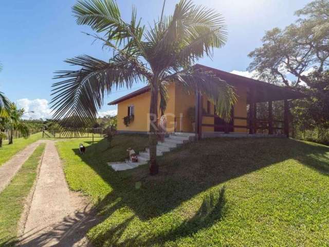 Chácara / sítio com 3 quartos à venda na Edgar Pires de Castro, 6809, Belém Novo, Porto Alegre, 393 m2 por R$ 1.590.000