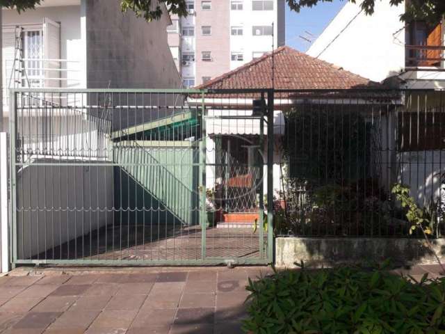 Terreno 237m² à venda no bairro Santo Antônio, próximo a Faculdade ESPM e Hospital Cardiologia, PUCRS,  em Porto Alegre/RS