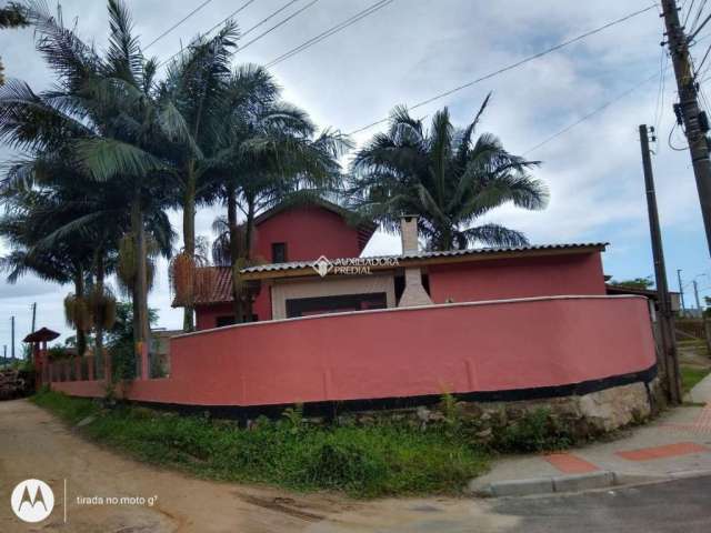 Casa com 3 quartos à venda na MANOEL DOS ANJOS, 33, Encantada, Garopaba, 200 m2 por R$ 657.000