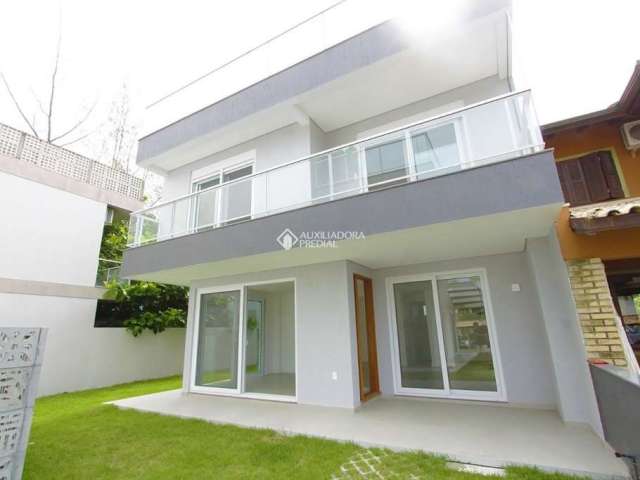Casa com 3 quartos à venda na PALMEIRAS, 145, Morrinhos, Garopaba, 158 m2 por R$ 2.350.000