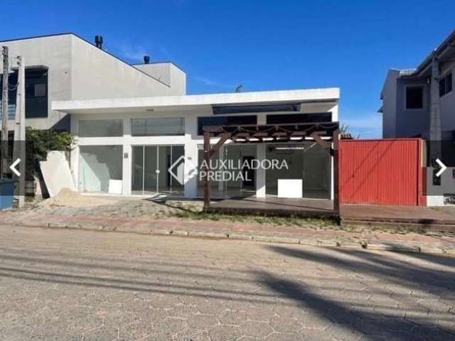 Sala comercial à venda na LAGEADO, 253, Centro, Garopaba, 120 m2 por R$ 1.350.000