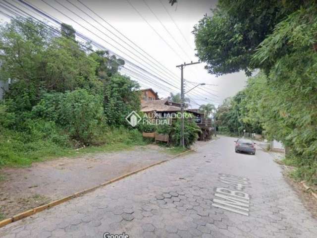 Terreno à venda na Porto Novo, 588, Praia do Rosa, Imbituba, 1420 m2 por R$ 1.450.000