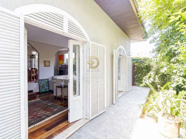 Casa com 4 quartos à venda na Rua Francisco Schaffer, Vista Alegre, Curitiba por R$ 2.250.000