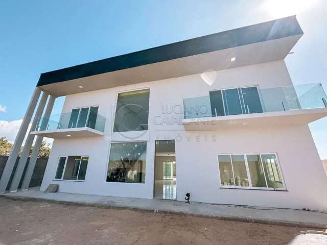 Espetacular casa duplex de altíssimo padrão a venda em uma das mais belas praia do litoral cearense.