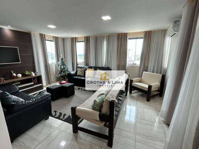 Casa com 3 dormitórios para alugar, 167 m² por R$ 3.040,00/mês - Centro - Jacareí/SP